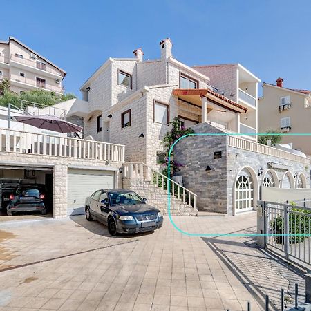 Apartments With Pool Vrdoljak Omis Ngoại thất bức ảnh