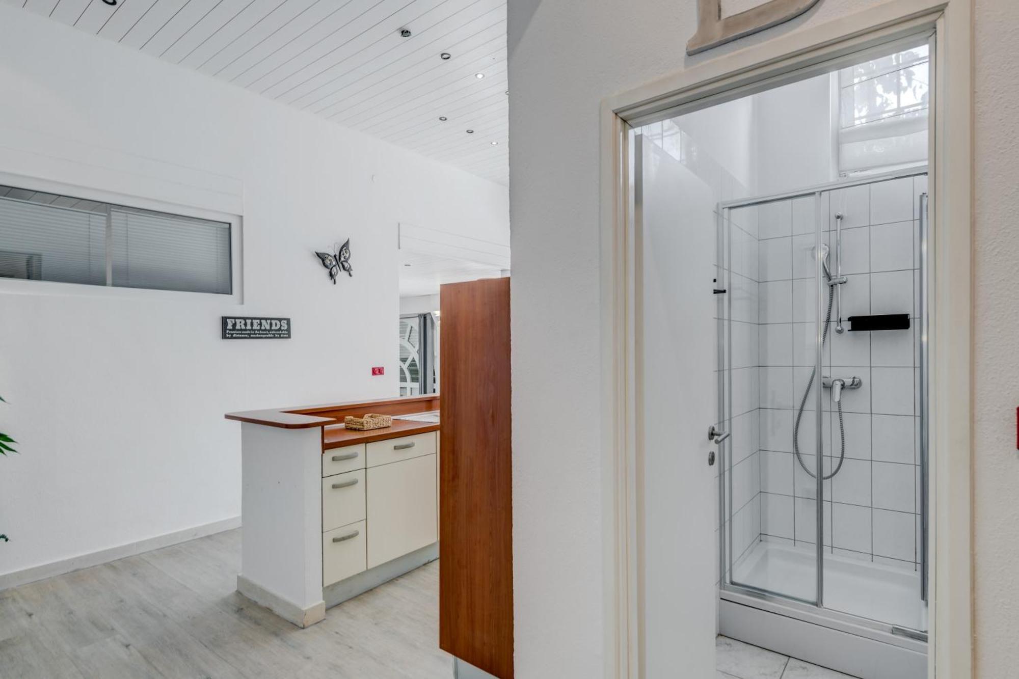 Apartments With Pool Vrdoljak Omis Phòng bức ảnh