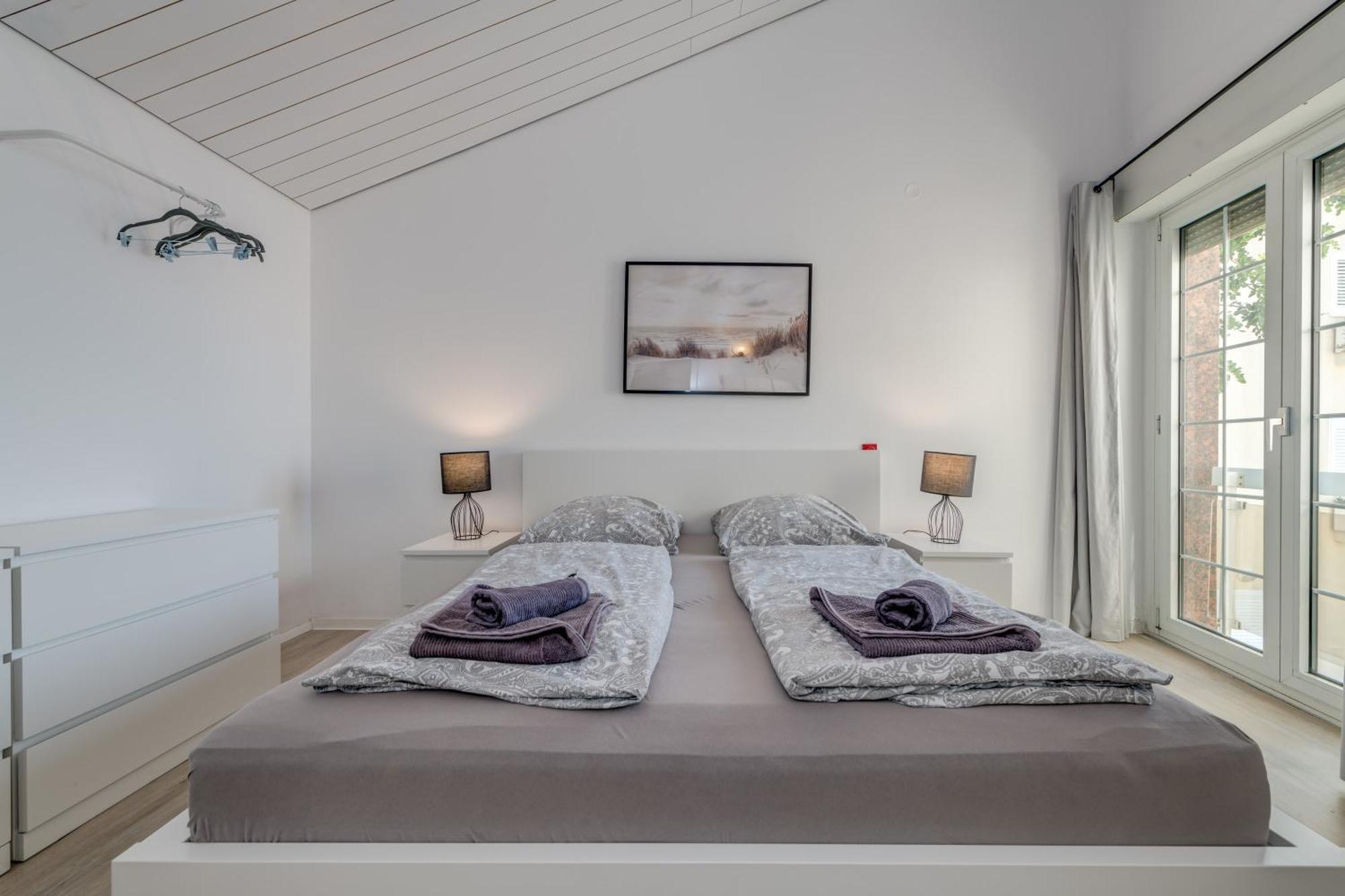 Apartments With Pool Vrdoljak Omis Phòng bức ảnh